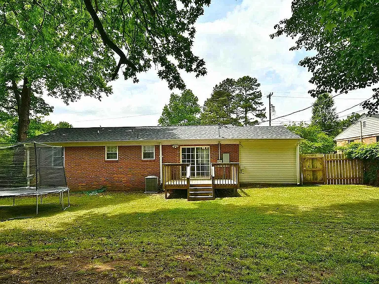 4 Blossom Dr — Photo 19