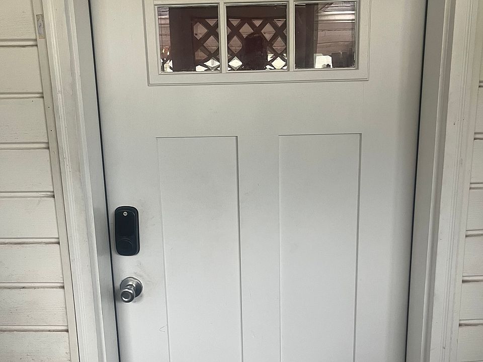 1st image of 33 Poplar St