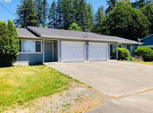 810 Pioneer Rd, Brookings, OR 97415