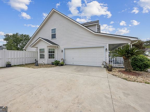 3rd image of 109 Sugarmill Blvd