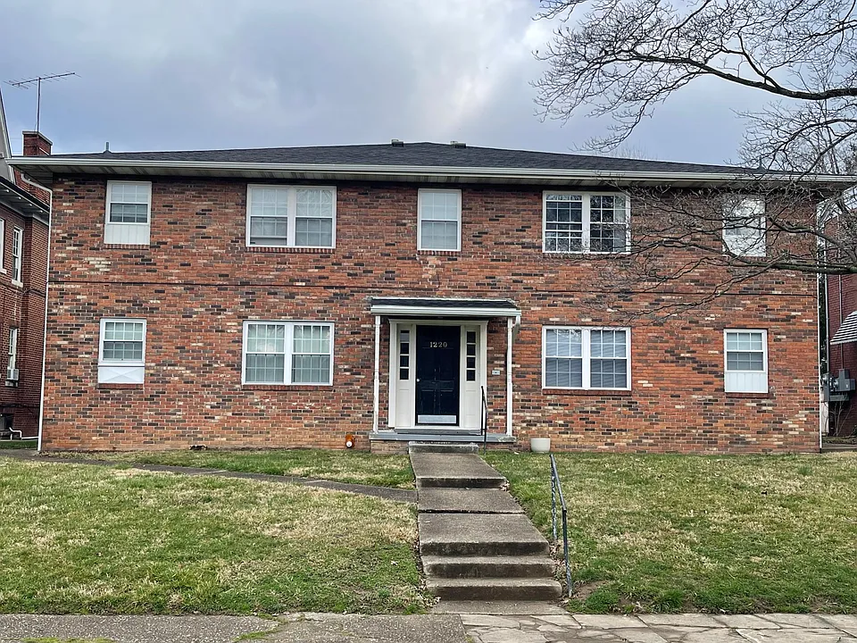 1220 Kanawha Ter #6