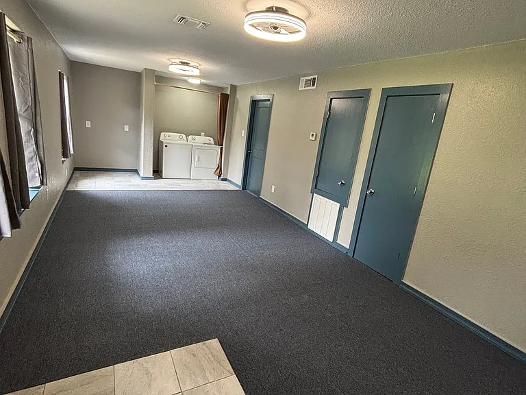 3215 Bert Kouns Industrial Loop #A — Photo 2