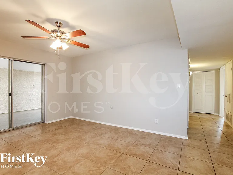 4237 W Brown St — Photo 6