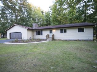 591 W Donald Dr, Sanford, MI 48657