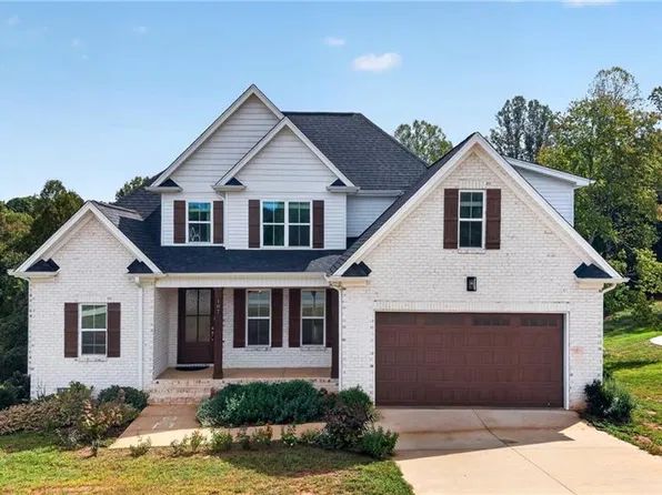 187 Providence Trl, Madison, NC 27025