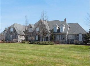 5505 N Woods Ln, Solon, OH 44139