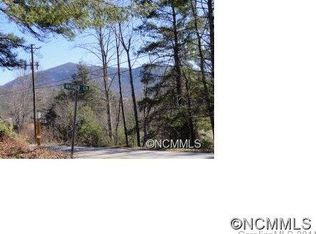 999 Garren Creek Rd, Fairview, NC 28730