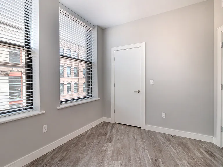 23 Central Ave — Photo 23