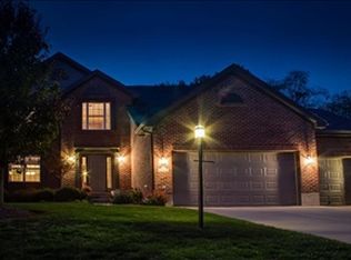 203 James River Rd, Beavercreek, OH 45434