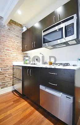 Rented by Bold New York | media 36