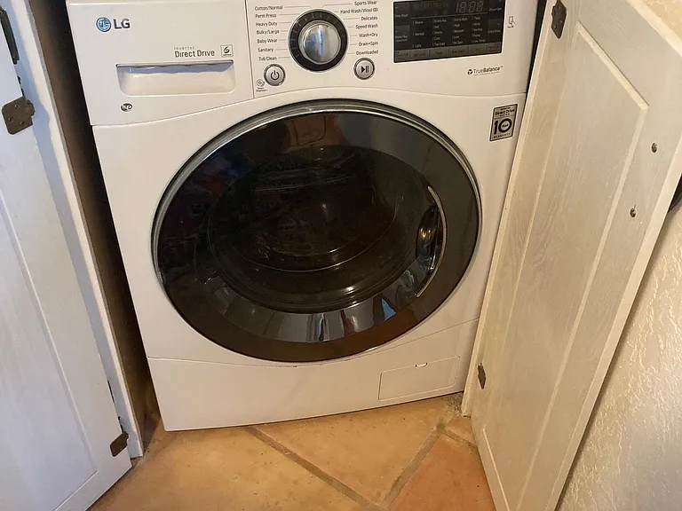 Integrated European Style Washer and Dryer