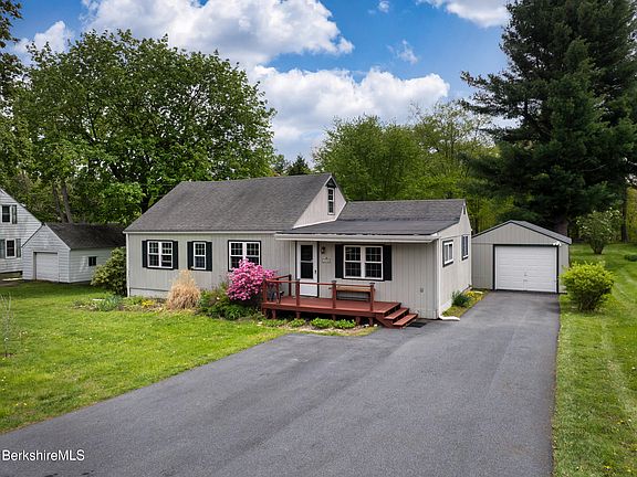 2nd image of 310 Luce Rd