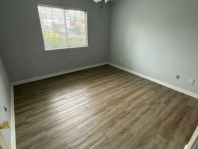 555 Chestnut St #1D — Photo 12