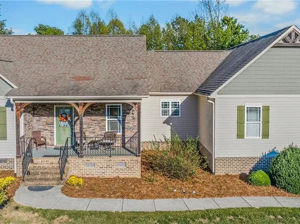 134 Ravensbourne Trce, Stokesdale, NC 27357