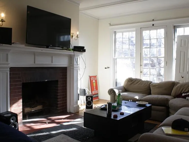 85 Gibbs St #2 — Photo 11