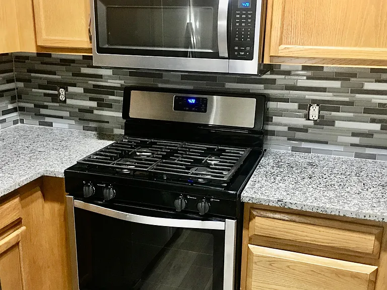 Gas Range.