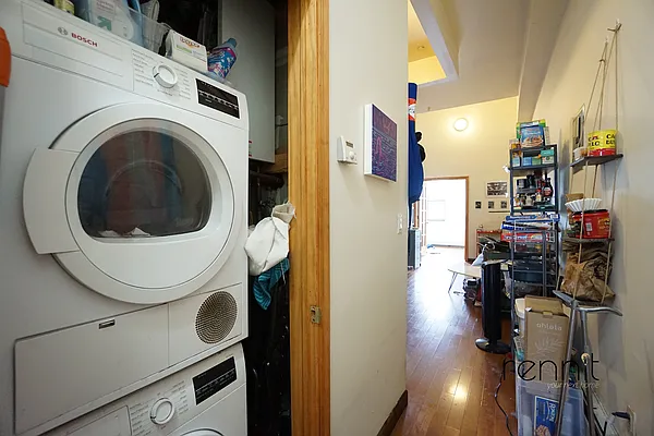 Rented by Rennit Inc. | media 4