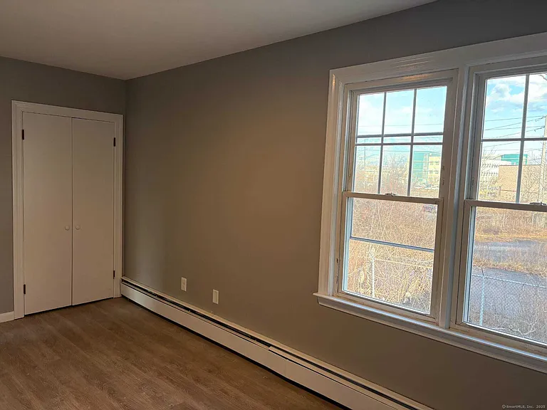 724 Middletown Ave #2 — Photo 6