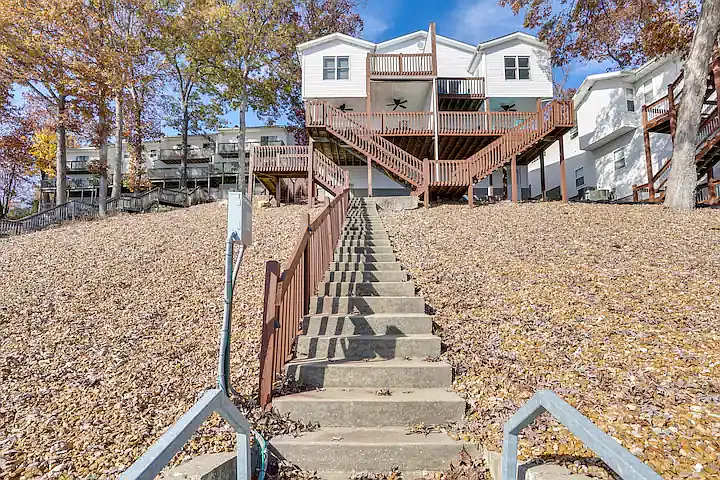 3 bed, 2.5 bath, 1475 sqft, $1,350 — Photo 1