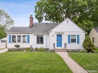 2052 Gorham Dr SE, East Grand Rapids, MI 49506