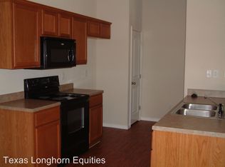 933 Sylvia St, Weatherford, TX 76086