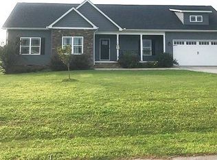 210 Windy Meadows Ln, West Union, SC 29696