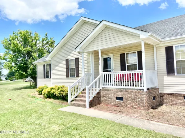 108 Crossing Court, Camden, NC 27921
