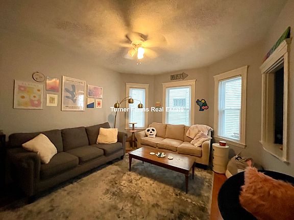 4th image of 92 Pearson Rd #1AB