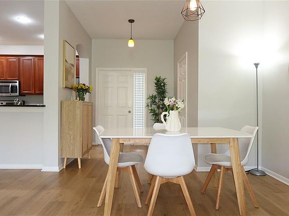 5th image of 8526 Sandpiper Ridge Ave