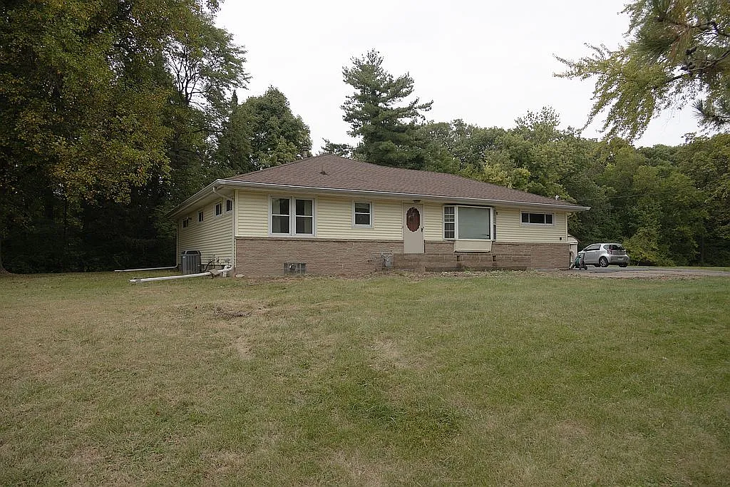 827 W North Ln photo 1