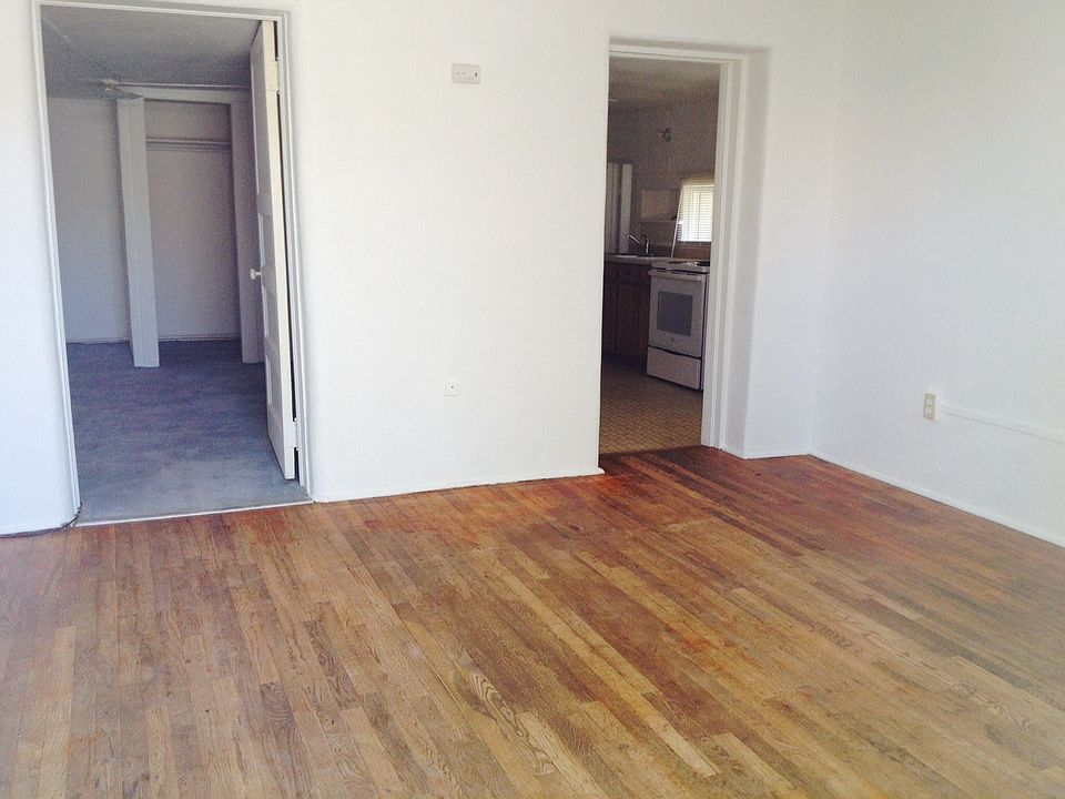 2nd image of 1015 State Ave APT 3