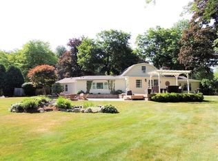 392 Porter Rd, East Longmeadow, MA 01028