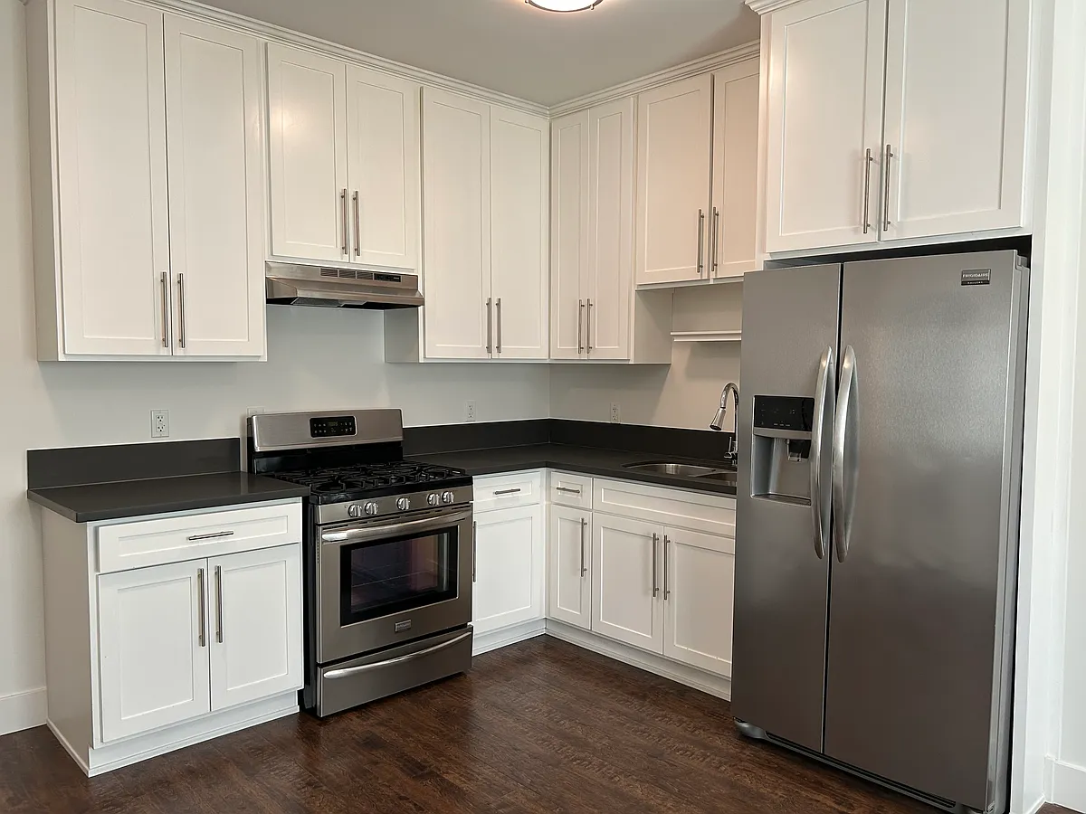 Building Photo - 5957 Barton Ave #207