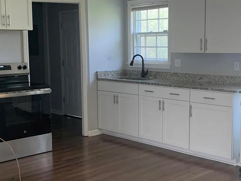 5082 Parkside Ave — Photo 5