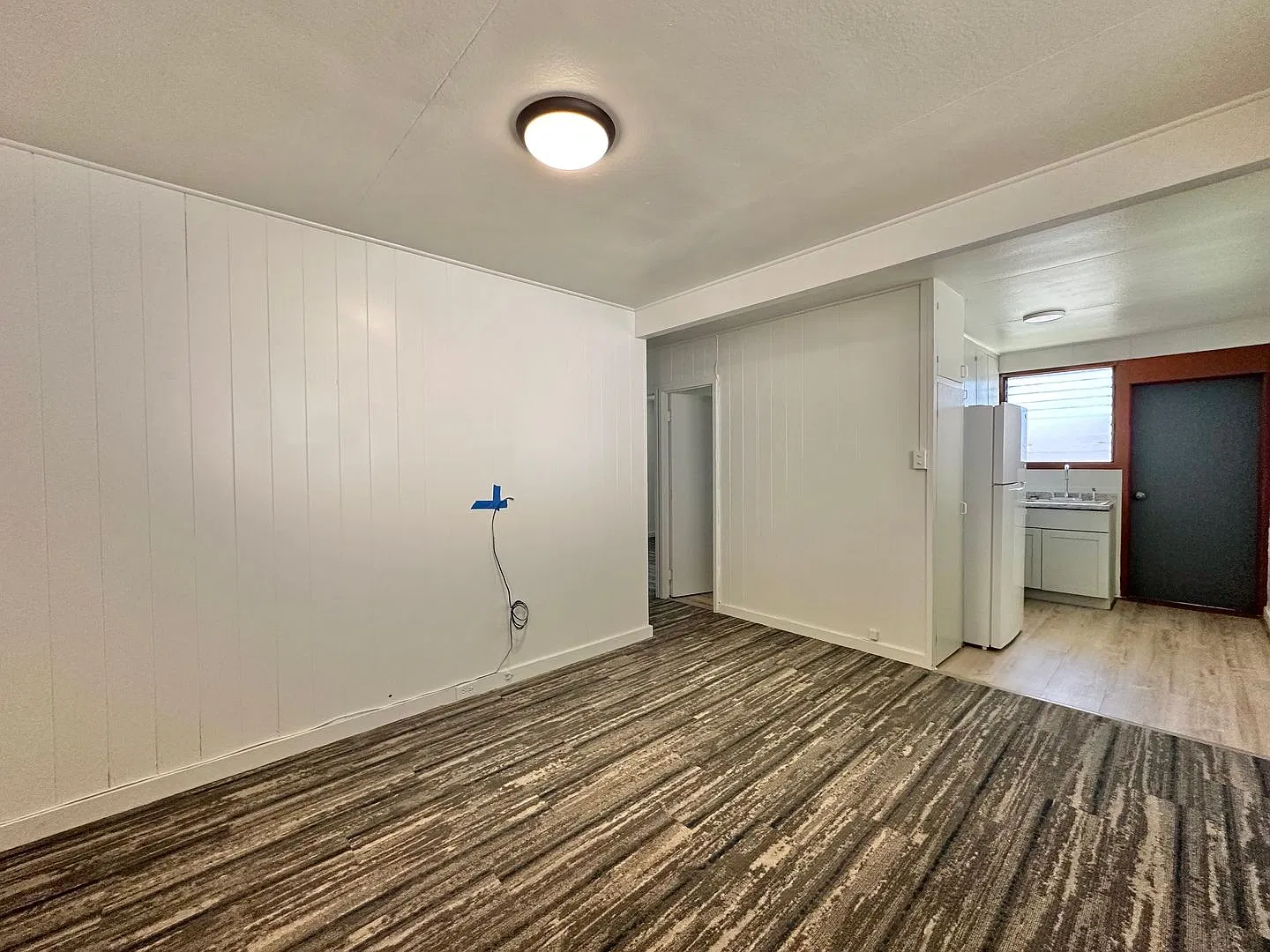 2160 W Vineyard St. — Photo 3