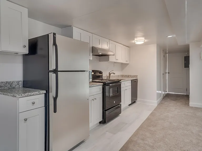 638 Princeton Pl NW #BASEMENT — Photo 6