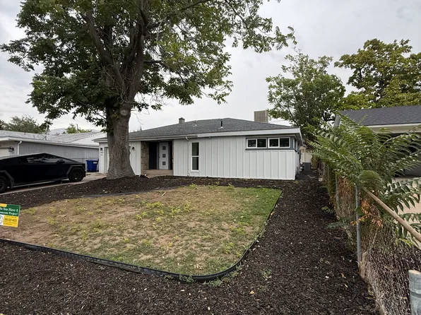1601 N 700th St W, Woods Cross, UT 84087
