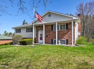 149 Kittredge Rd, Pittsfield, MA 01201