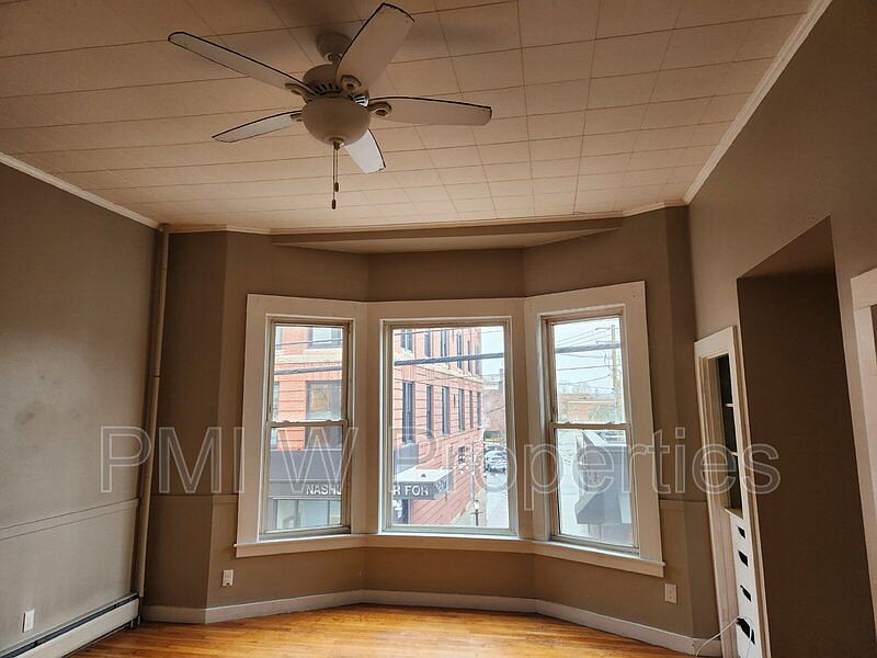 1st image of 83 1/2 W Pearl St APT 1