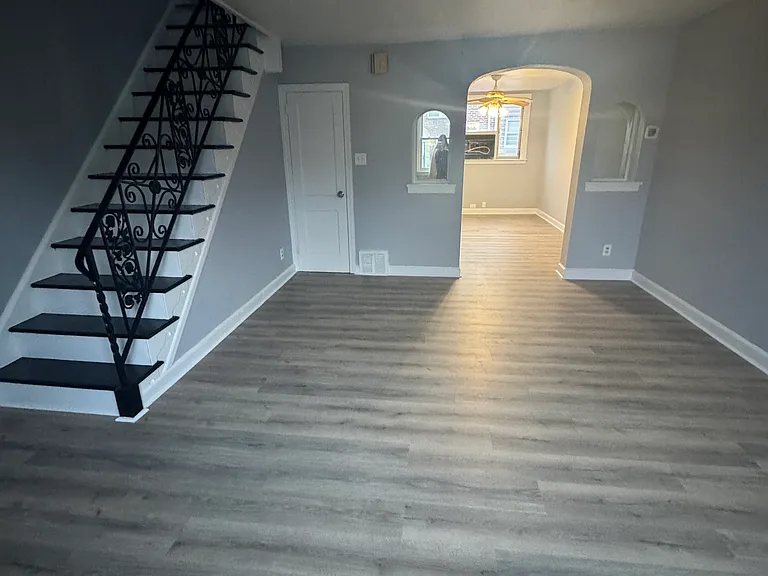 4312 Vista St — Photo 4