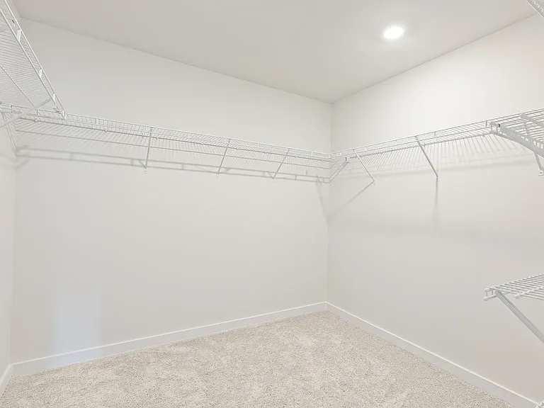 1103 Holland Rose Dr — Photo 37