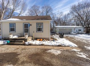 3816 NW Rochester Rd, Topeka, KS 66617