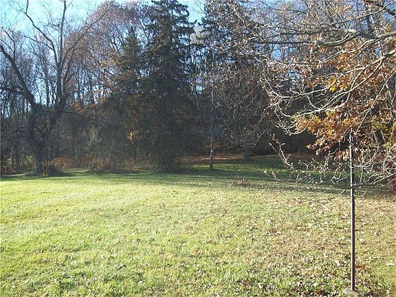 4th image of 124 Greendale Dr