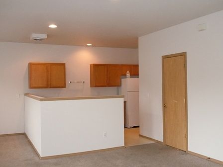 3rd image of 1546 E Maryland St #1