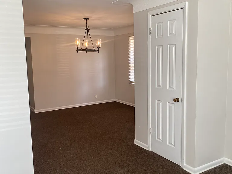2396 Warrensville Center Rd — Photo 5