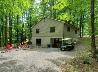 57 Bear Rock Rd, Lake Ariel, PA 18436