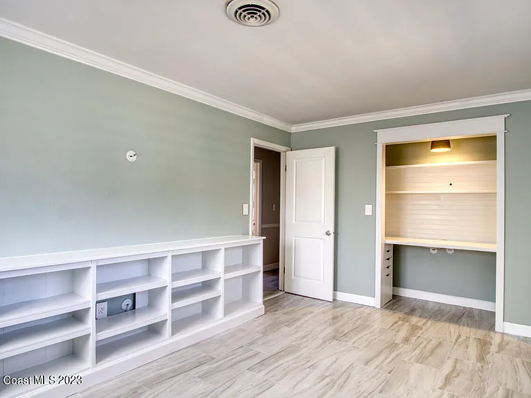 455 Laurel Ct — Photo 14