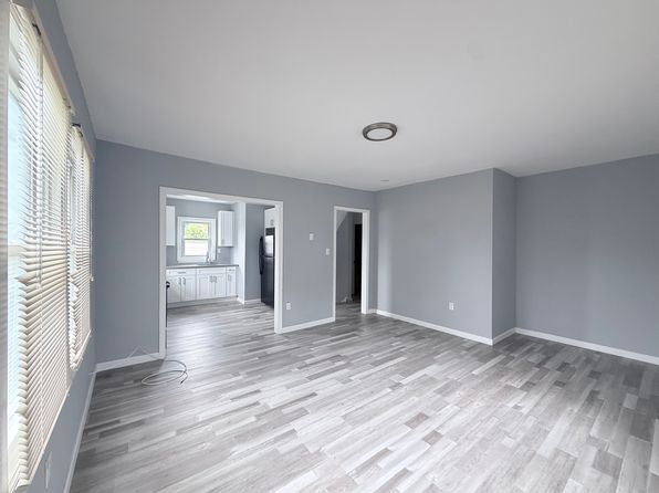 19 Landfield Ave Unit 1