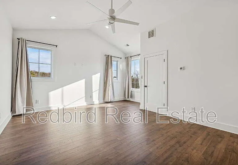 2050 McKinley St — Photo 27