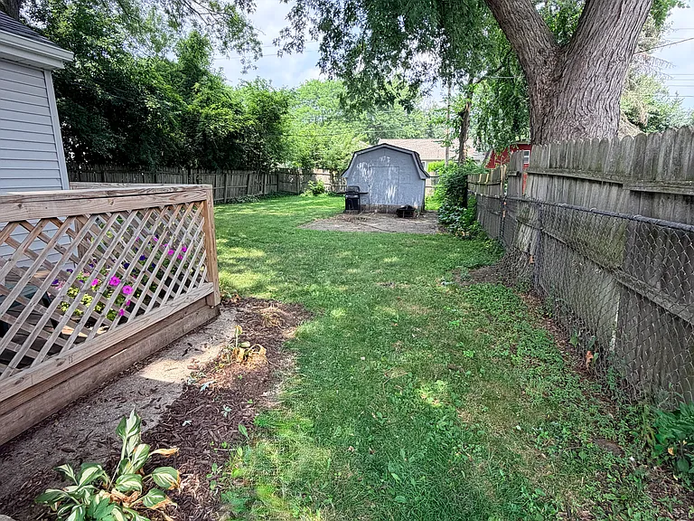 55 Vermont Dr — Photo 4
